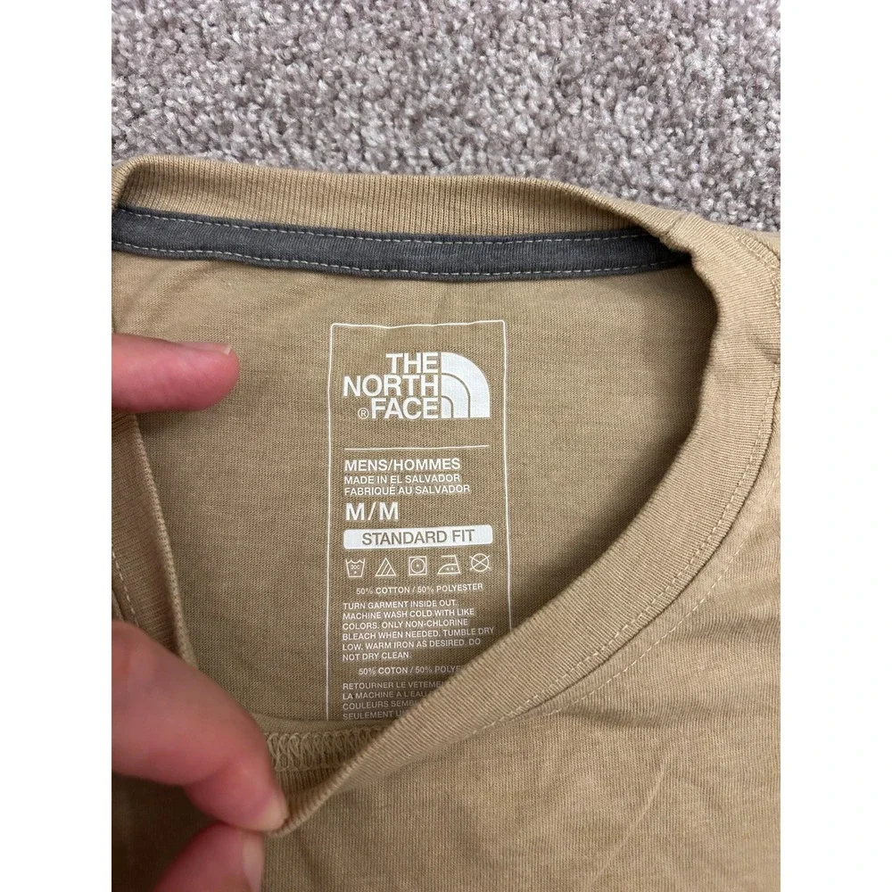 The North Face Graphic T-Shirt Mens Medium Tan Khaki Excellent Half Dome Logo